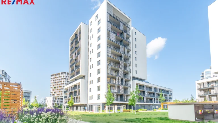 Pronájem bytu 2+kk v osobním vlastnictví 89 m², Praha 4 - Modřany (ID 262-NP00515)