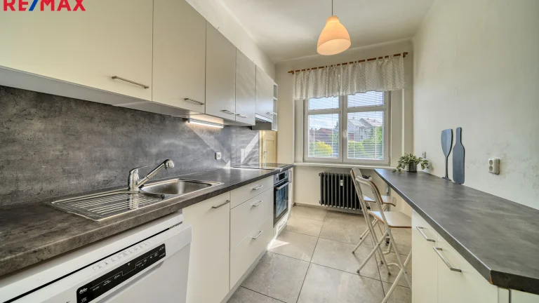 Pronájem bytu 3+1 v osobním vlastnictví 78 m², Kolín (ID 059-NP07540)