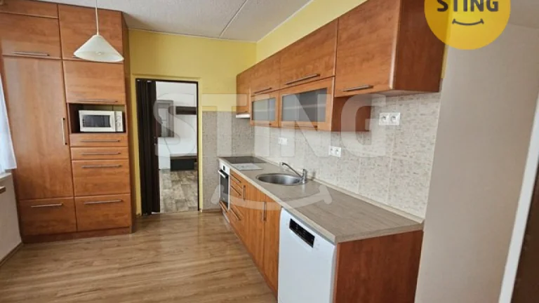 Byt 3+1 k pronájmu, Moravský Krumlov, ulice Sídliště