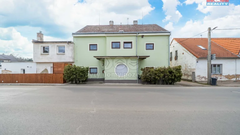 Prodej rodinného domu, 198 m², Břasy
