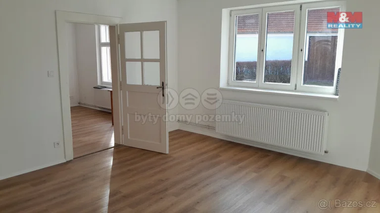 Pronájem bytu 3+1v rodinném domě, 85 m²