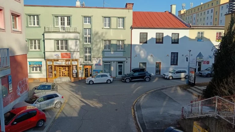 Prenájom kancelária obchodný priestor Poprad centrum