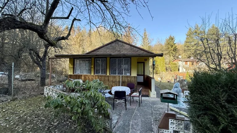 Prodej chaty 50 m2 pozemek 342 m2