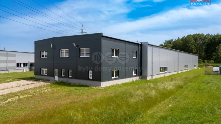 Pronájem skladu, 1933 m², Sokolov, ul. Stará Březovská