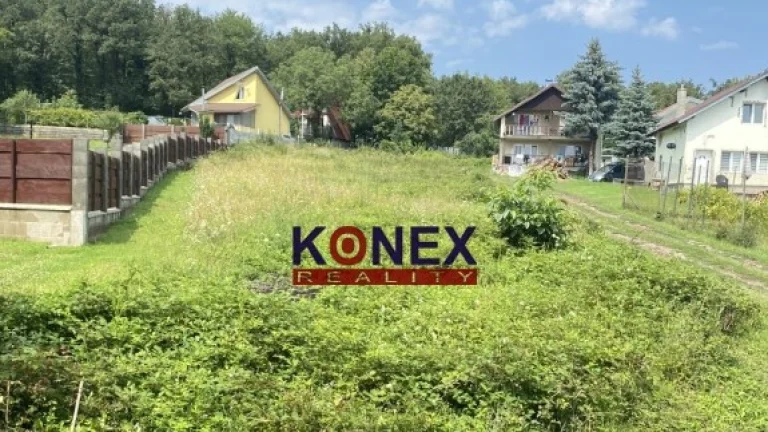 NOVÁ CENA Krásny pozemok v obci KLOKOČOV