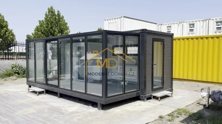 Prosklený bungalov (bydlení,kanceláře,showroom) nový, záruka