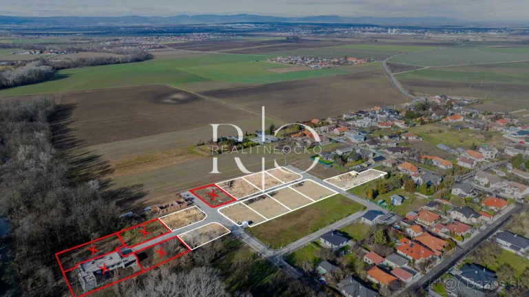 Na predaj stavebné pozemky v novej časti obce Hrubý Šúr