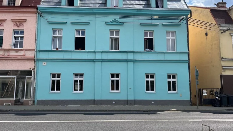Bytový dům v centru Dubí u Teplic, 7 bytových jednotek