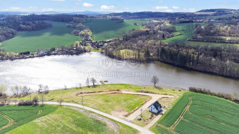 Prodej pozemku k bydlení, od 800 m², Postupice