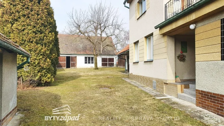 Prodej rodinné domy, 600 m2 - Chlum, ev.č. xIHD7516