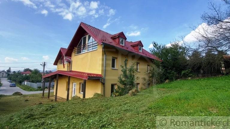 Veľký dom vhodný na penzión Pohorelá