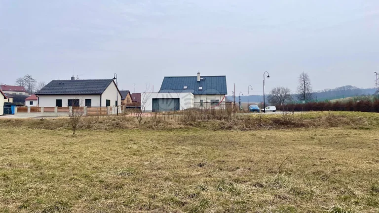 Prodej pozemku k bydlení, 1376 m², Hradčany