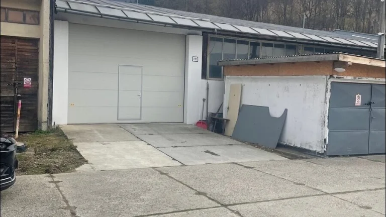 ID 3118 Prenájom: skladová hala, 400 m2. Brodno - Oškerda