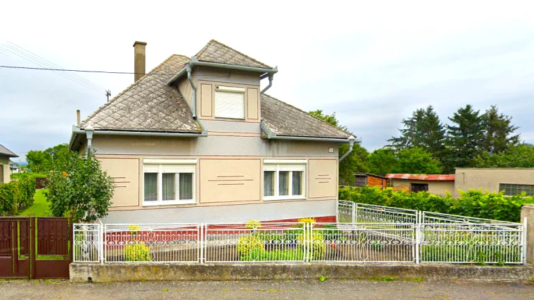 Kubáňovo - RODINNÝ DOM s 1.000 m2 POZEMKOM - Na predaj