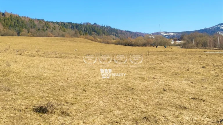 Pozemok pre rodinné domy - Lodno /889 m2/