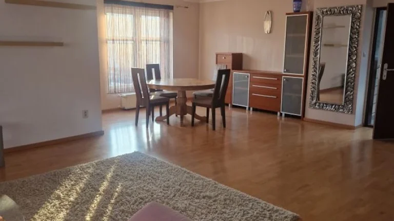 Ponúkame na prenájom štvorizbový mezonet na Rudlovskej ceste