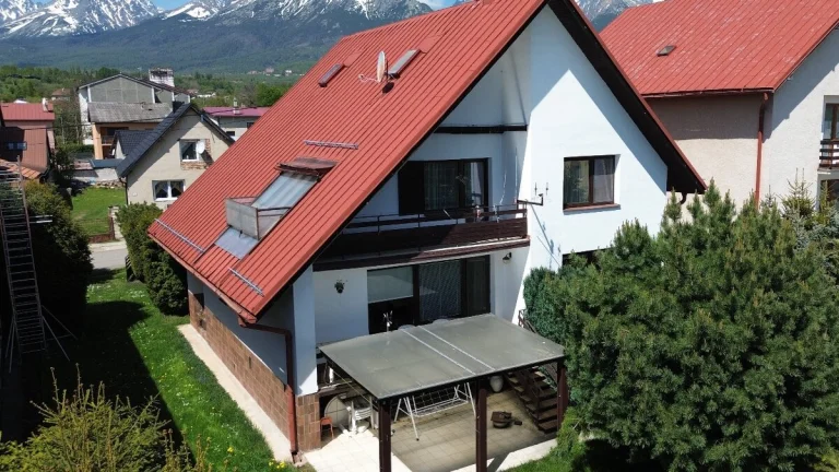 Rodinný dom priamo pod Tatrami v obci NOVÁ LESNÁ