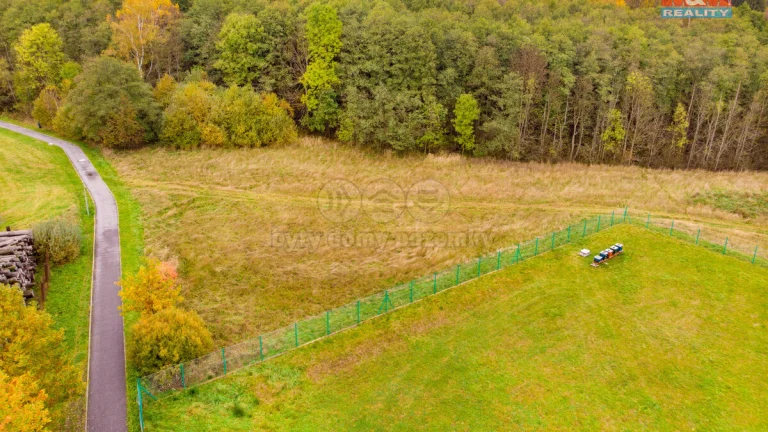 Prodej louky, 3023 m², Cvikov