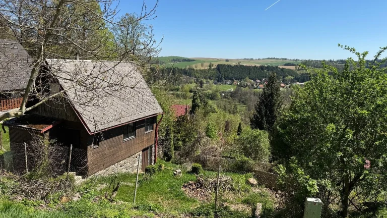 Prodej chaty 4km od Jihlavy s nadherným výhledem do přírody