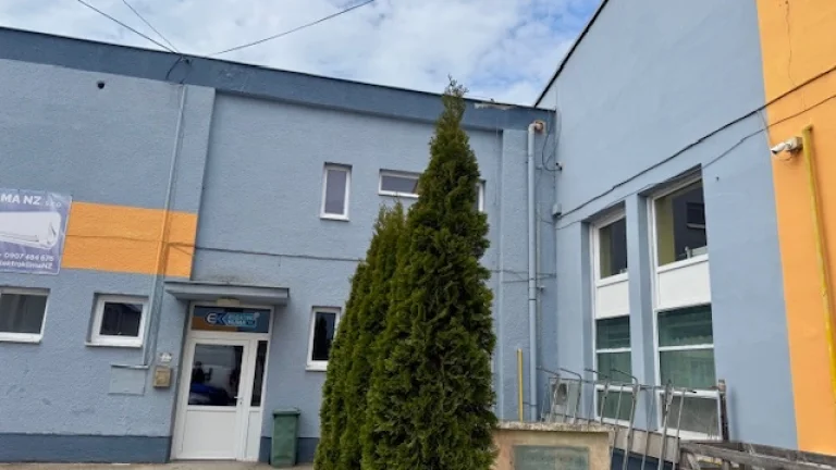 Na prenájom kancelárske priestory na Považskej ulic