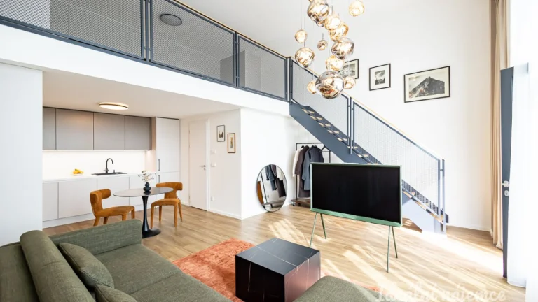 Pronájem bytu 1+kk, V háji, Holešovice, 28900 Kč/měs, 43 m2