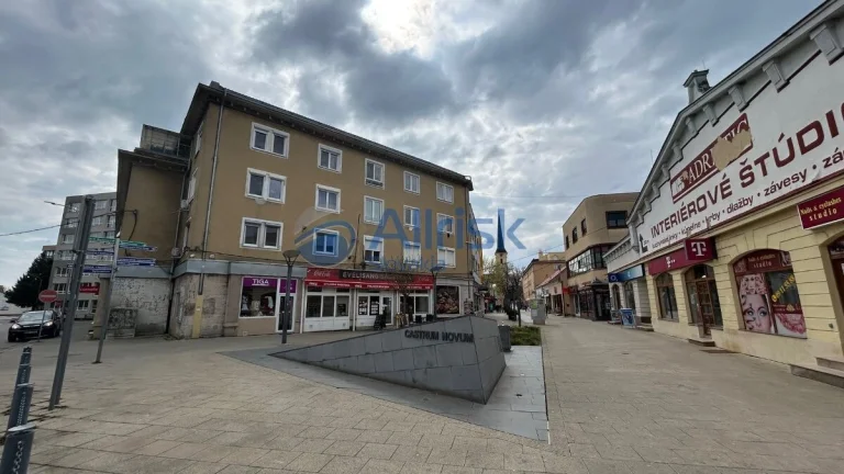 2-izbový byt v tehlovej bytovke s pohodovým parkovaním v cen