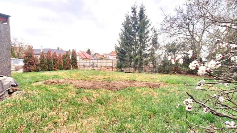 Pozemok pre výstavbu rodinného domu