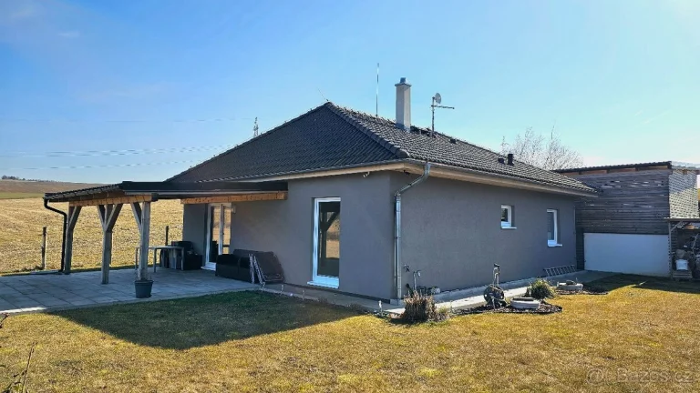 Prodej rodinného domu 99 m2, pozemek 892 m2 Čížov