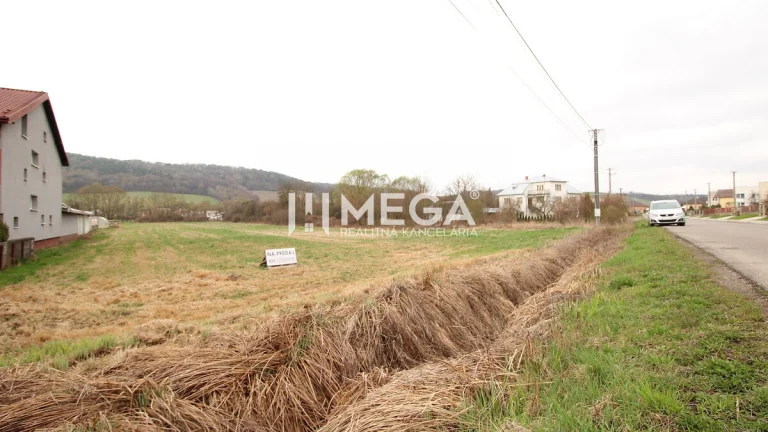 Na predaj rovinatý pozemok v obci Slovenská Volová za super