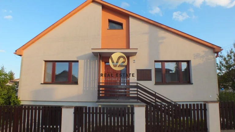 Na predaj 6i rodinný dom 250m2 po rekonštrukcii Nitra - Čer