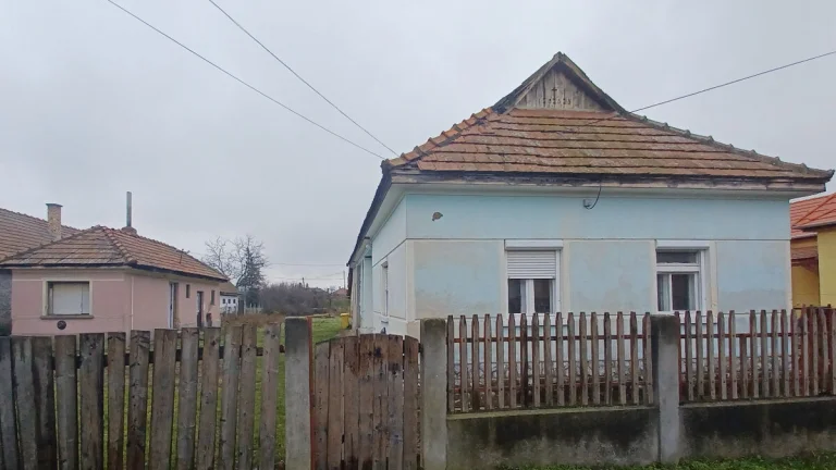 Pekný domček s letnou kuchynkou 30min. od Košíc, Halmaj