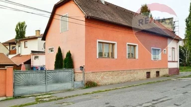 Rodinný dom na predaj v blízkosti centra