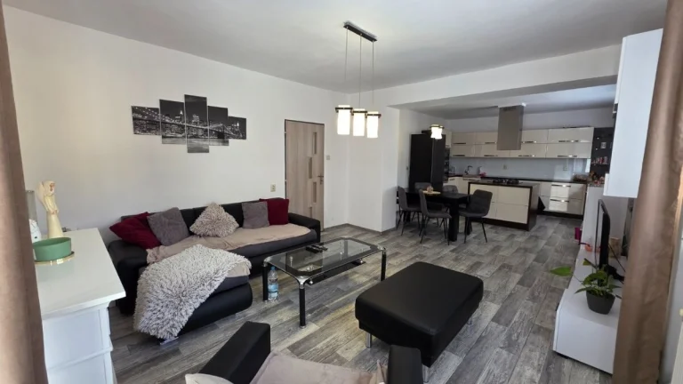 6 izb.rod.dom+garáž,pozemok 444m2,Trenčianske Teplice