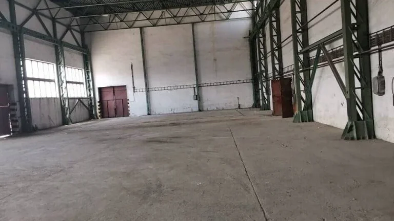 Priemyselná hala na prenájom na Šamorínskej ulici v Senci