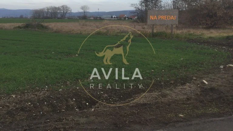 NA PREDAJ: priemyselný pozemok 4500m2 - Veľké Kostoľany