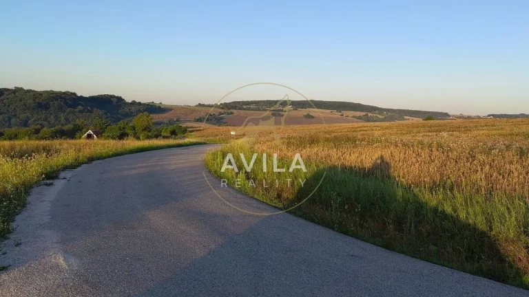 NA PREDAJ: malebný pozemok o výmere 11196m2 - Papraď(Stará T