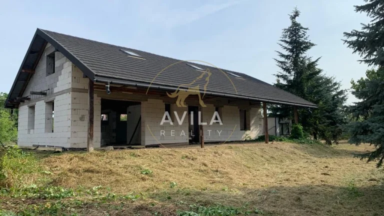 NA PREDAJ: holodom s pozemkom 1000m2 v krásnej prírode - Čel