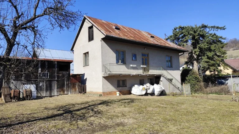 Na predaj, Rodinný dom s pozemkom 1439 m2, Malachov