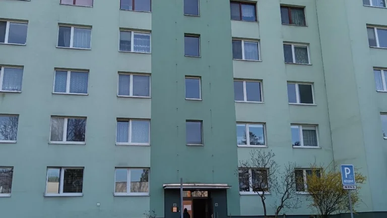 3 - izbový byt STRED