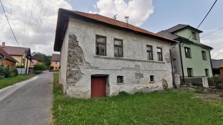 41836-Predaj staršieho rodinného domu v meste Veľký Krtíš