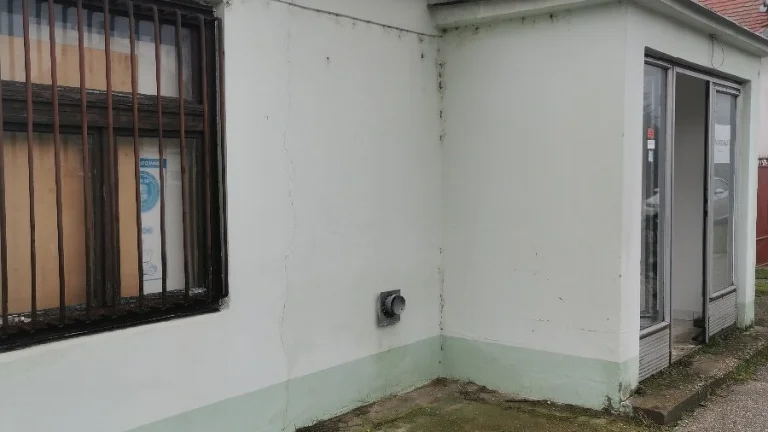 Predaj budovy na podnikanie v Chotíne