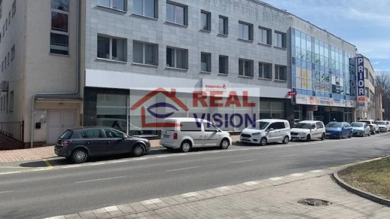 Priestory na prenájom v Poprade, blízko centra v OD od 13 m2