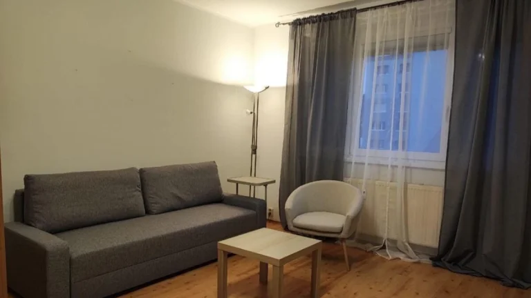 1iz Byt 650€