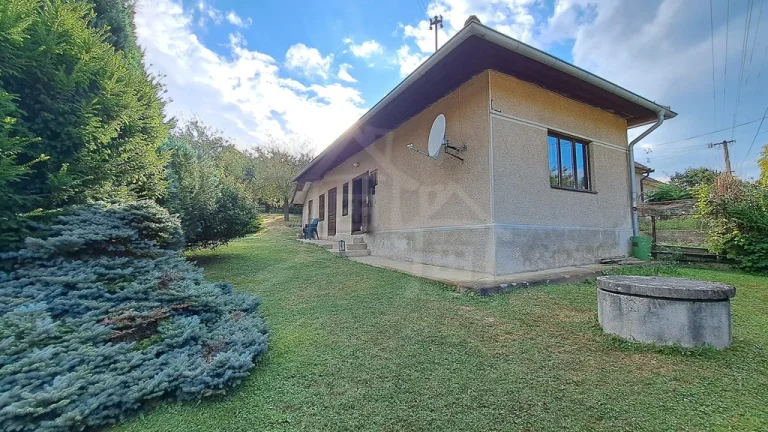 Útulný domček vo vidieckom štýle - pokojné prostredie pre