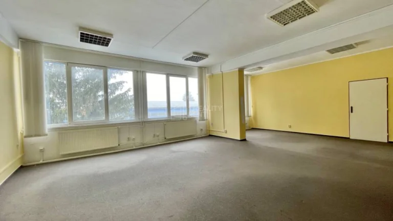 Prenájom kancelárskych priestorov 440m2 v priemyselnej časti