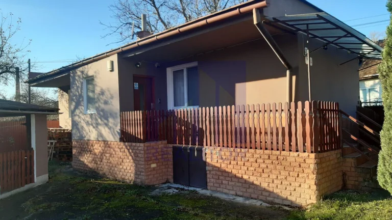 Ponúkame na prenájom skladové / kancelárske priestory s par