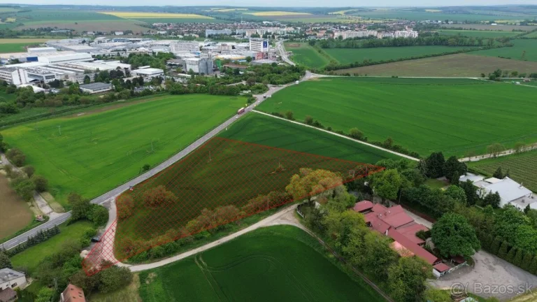 Stavebný pozemok v intraviláne mesta Vráble