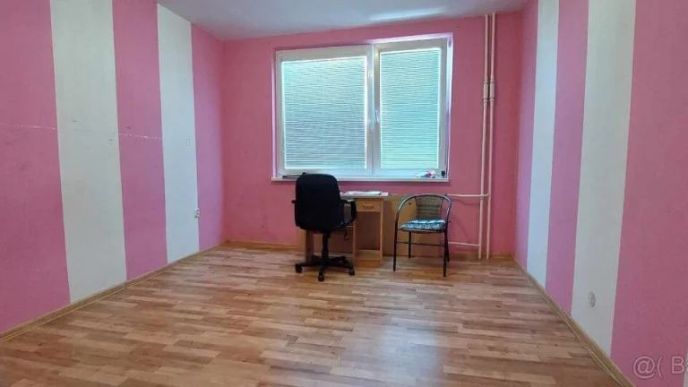 Na predaj 4 izbový byt v Komárne