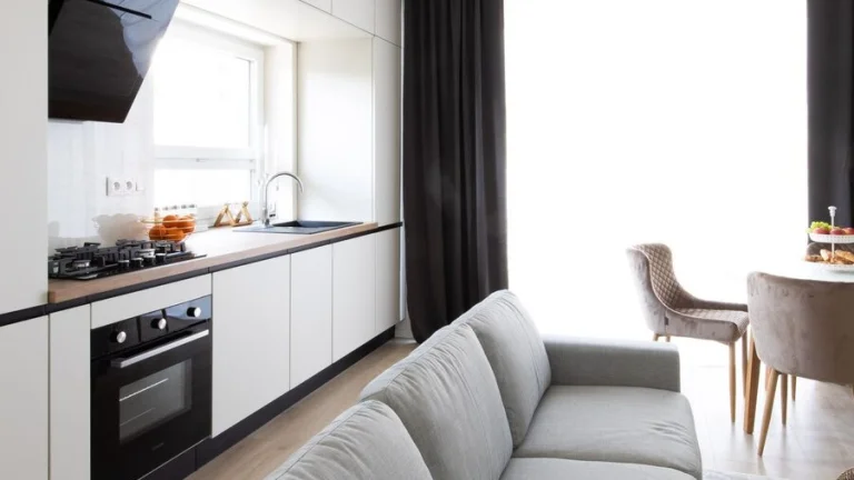 Priestranný 3 - izbový byt s predzáhradkou, 60 m2
