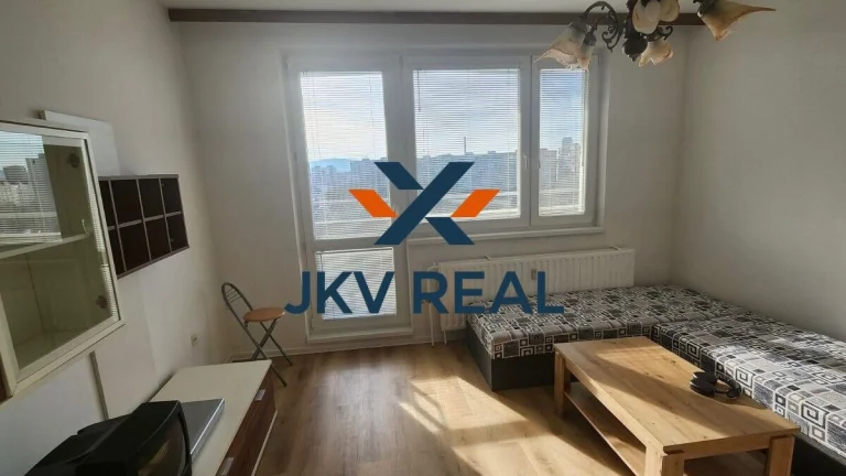 JKV REAL ponúka na prenájom garsónku na Rovniankovej ulici 9
